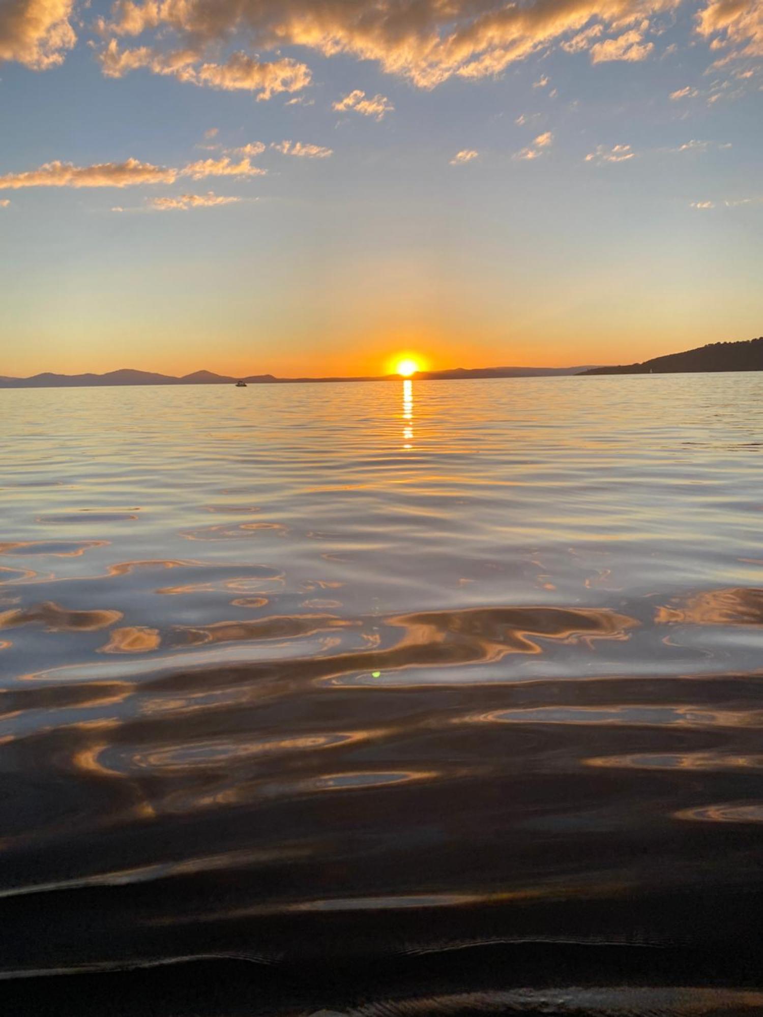 Lakeside Taupo Motel المظهر الخارجي الصورة