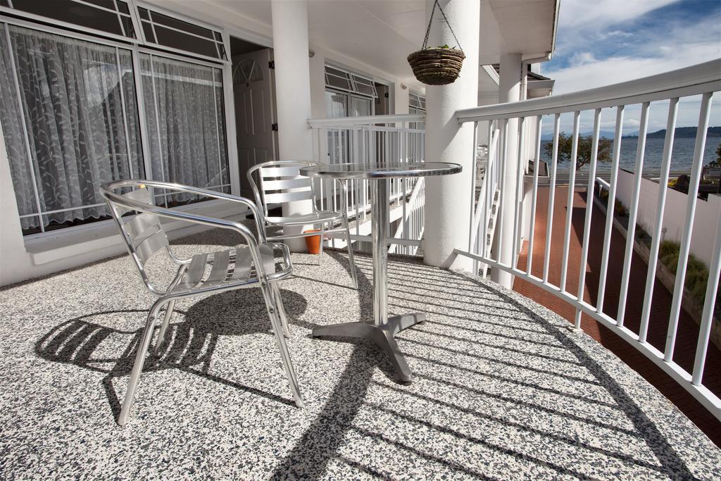 Lakeside Taupo Motel المظهر الخارجي الصورة