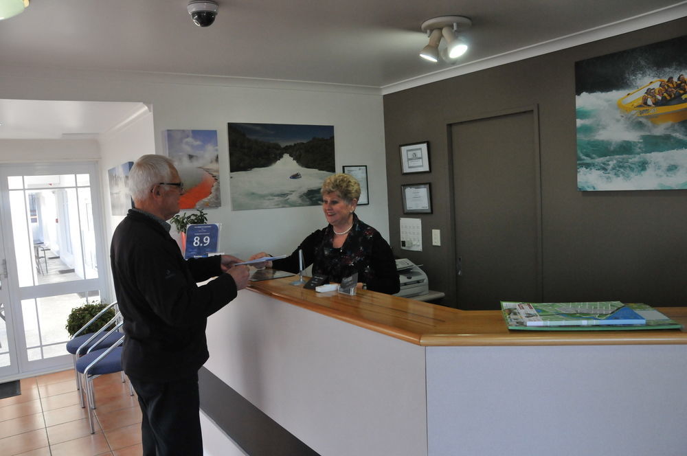 Lakeside Taupo Motel المظهر الخارجي الصورة